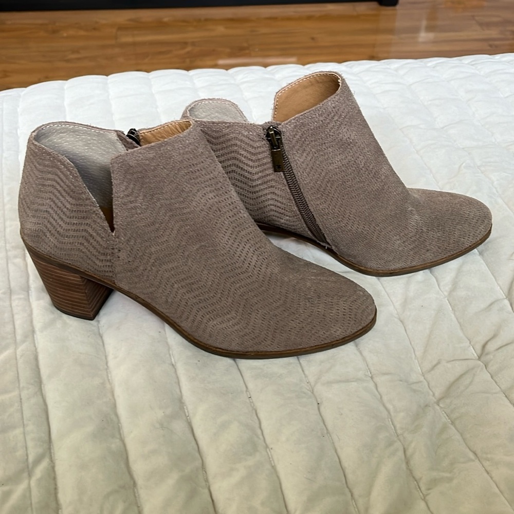 Lucky Brand ankle boots